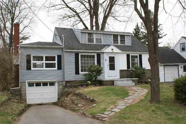 60 New Shaker Road Colonie, NY 12205 - Photo 1 of 8 Photo 1