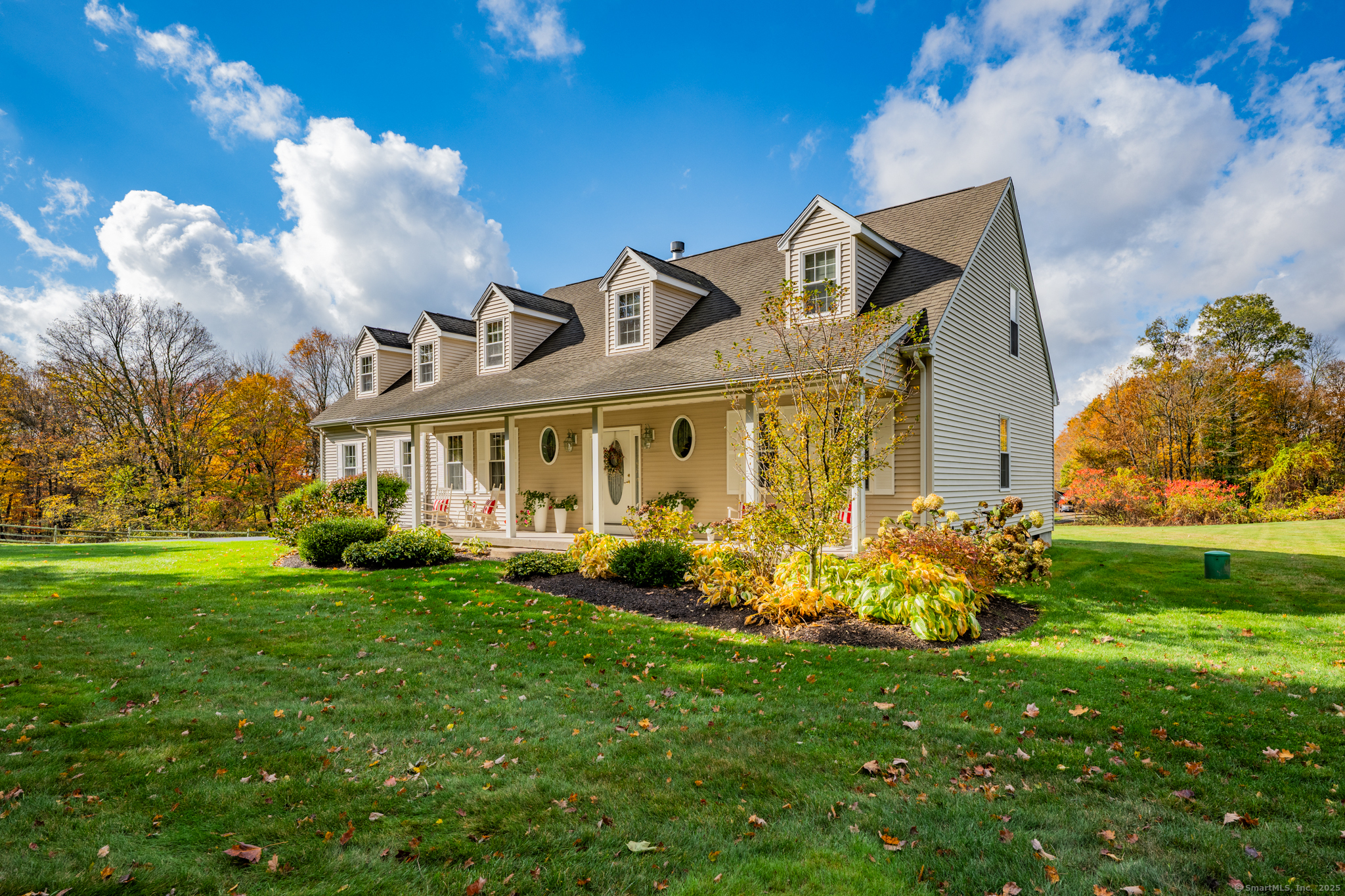 a front view of house with yard