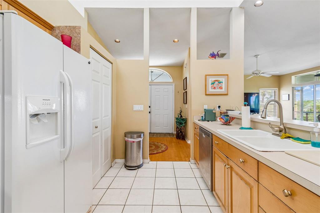 119 Burns Road Terra Ceia, FL 34250 - Photo 21 of 100