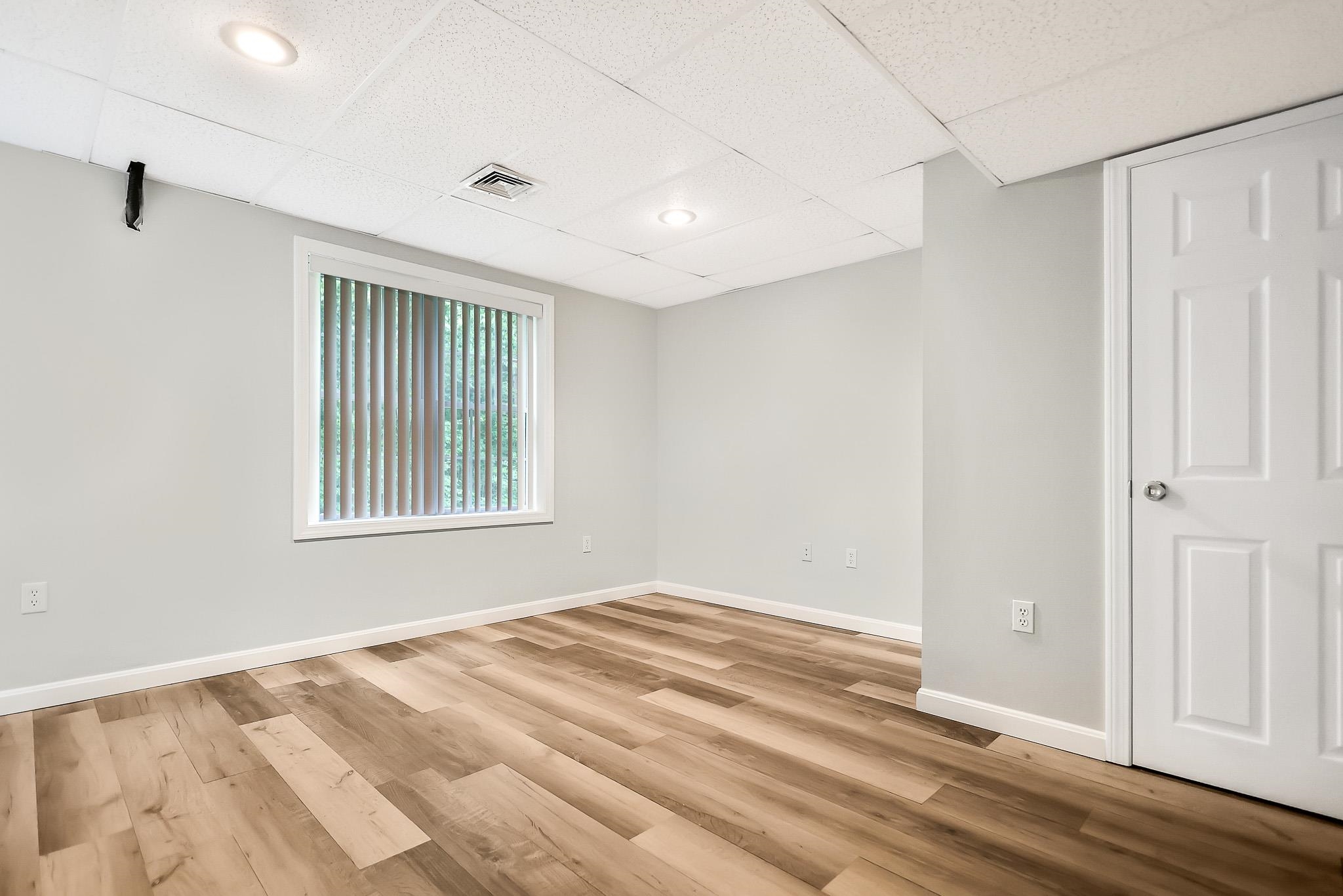 35 Forrest Street, Unit 35 Hampstead, NH 03826 - Photo 23 of 27