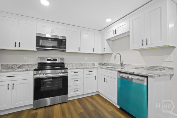 1817 Lloyd Street Savannah, GA 31405 - Photo 17 of 37