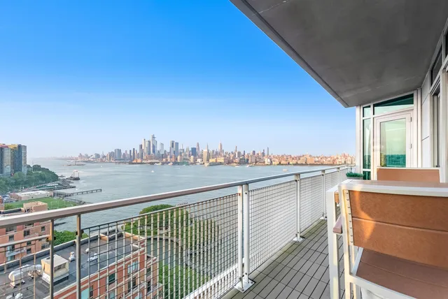 $2,977,777 | 225 River Street, Unit 1901, Hoboken, NJ 07030