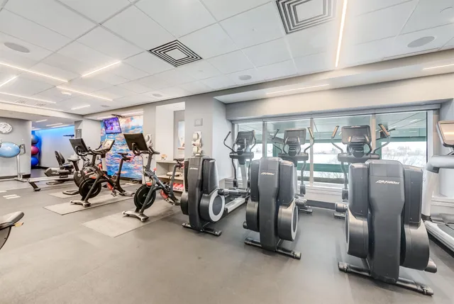 $2,977,777 | 225 River Street, Unit 1901, Hoboken, NJ 07030