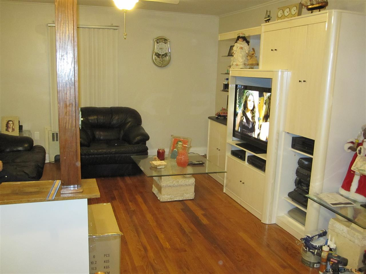 93 A Osborne Road Colonie, NY 12205 - Photo 4 of 19 Photo 4
