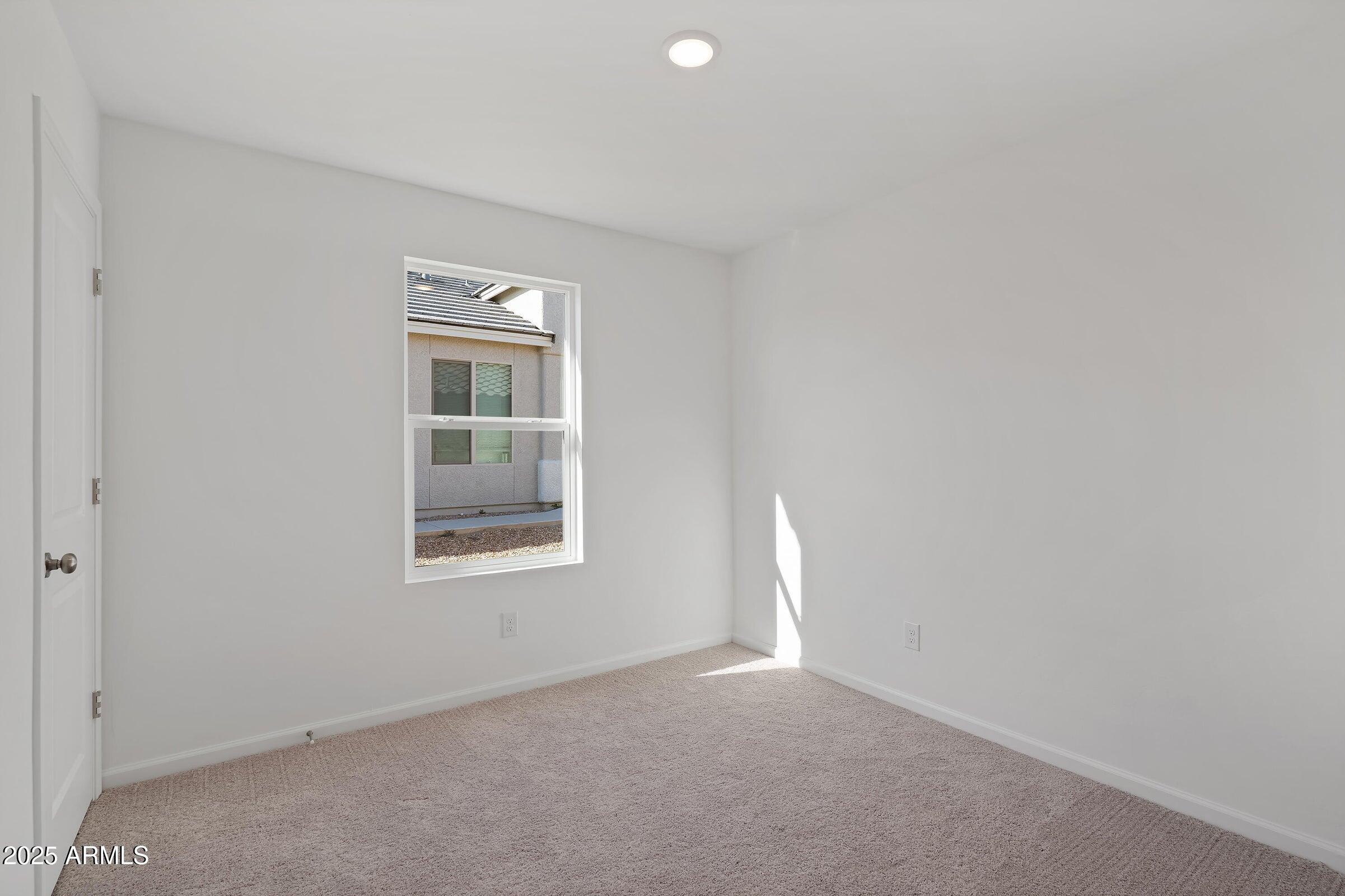 1697 Moonshadow Drive Benson, AZ 85602 - Photo 14 of 19 3rd bedroom