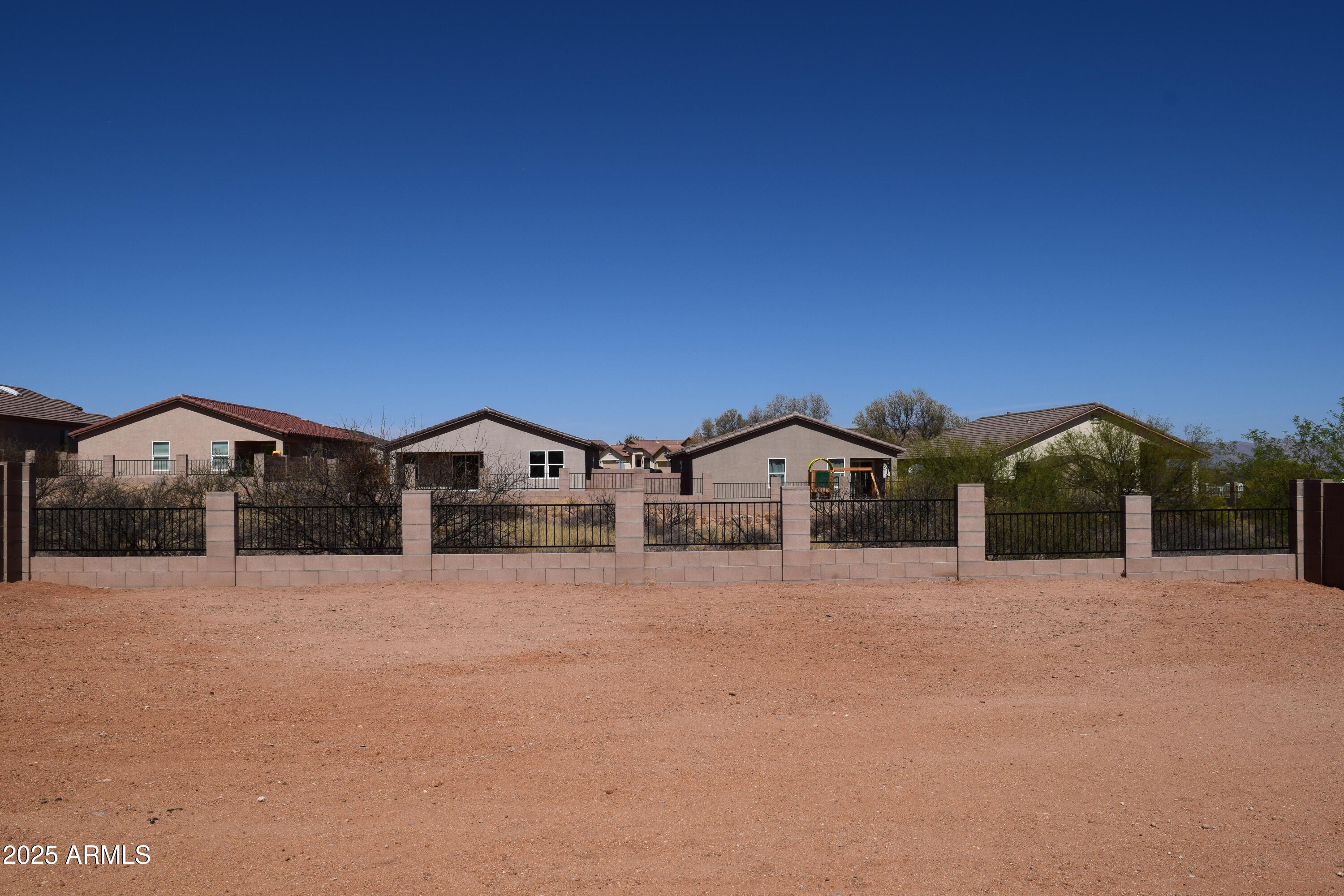1697 Moonshadow Drive Benson, AZ 85602 - Photo 18 of 19 backyard
