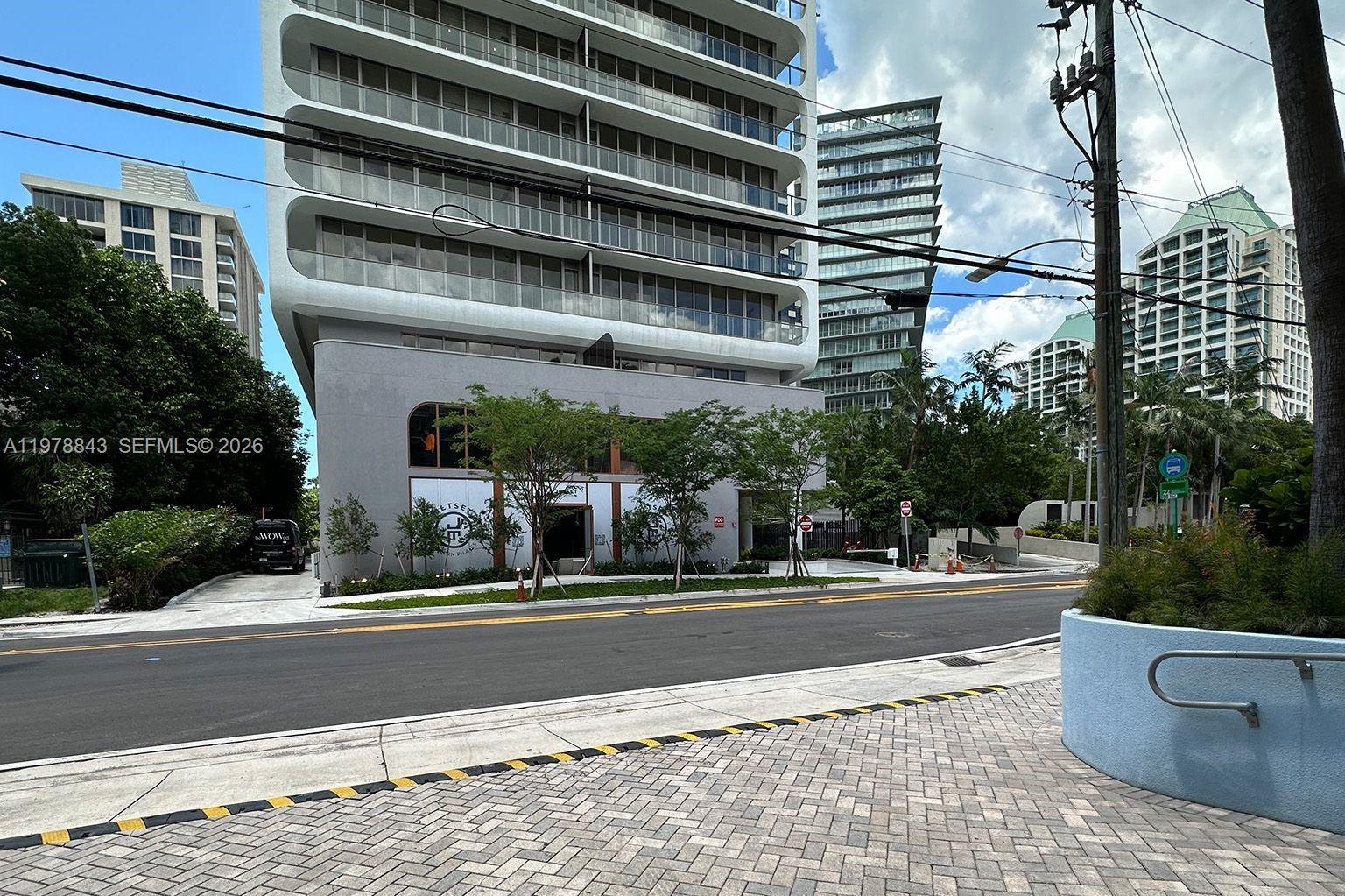2699 Tigertail Avenue, Unit 14 Miami, FL 33133 - Photo 28 of 28 front view of a building