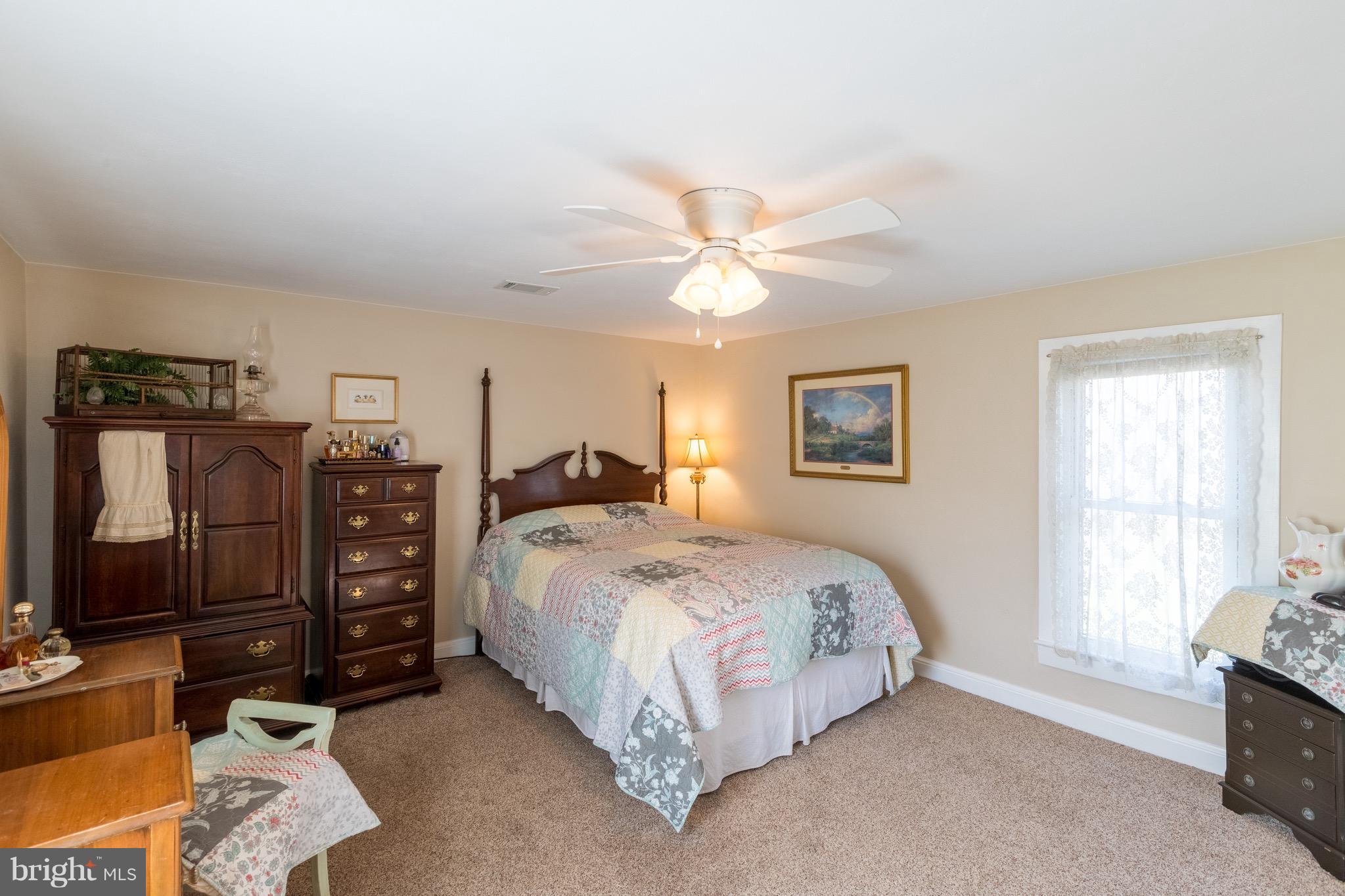 288 Chapel Road Middletown, VA 22645 - Photo 13 of 31 Bedroom (Master)