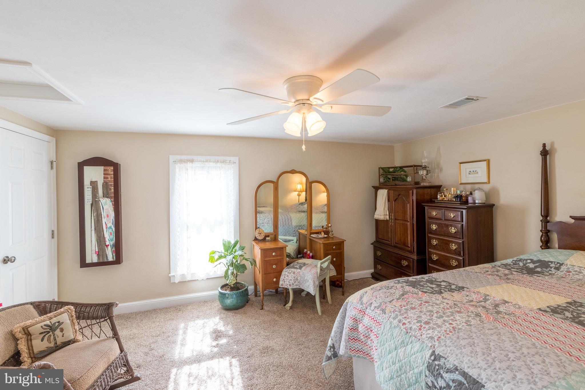 288 Chapel Road Middletown, VA 22645 - Photo 15 of 31 Bedroom (Master)