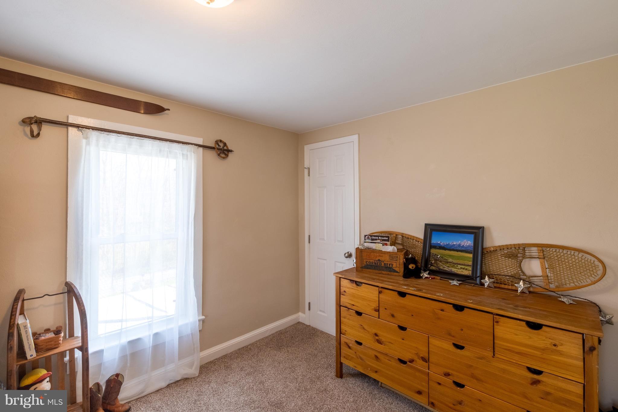 288 Chapel Road Middletown, VA 22645 - Photo 17 of 31 Bedroom