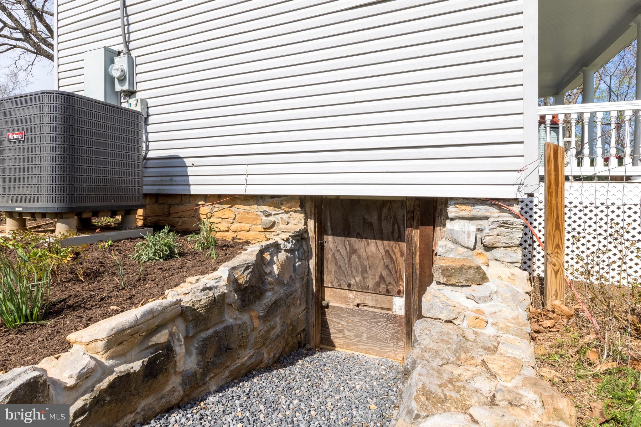 288 Chapel Road Middletown, VA 22645 - Photo 24 of 31 Exterior (General)