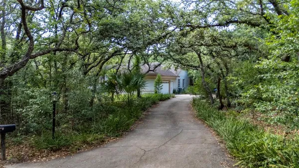 $739,900 | 6781 West Livingston Street, Orlando, FL 32835