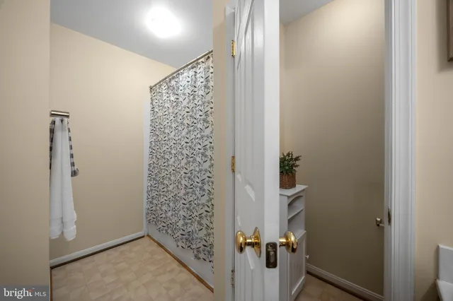 $410,000 | 216 Arcadia Shores Circle, Odenton, MD 21113