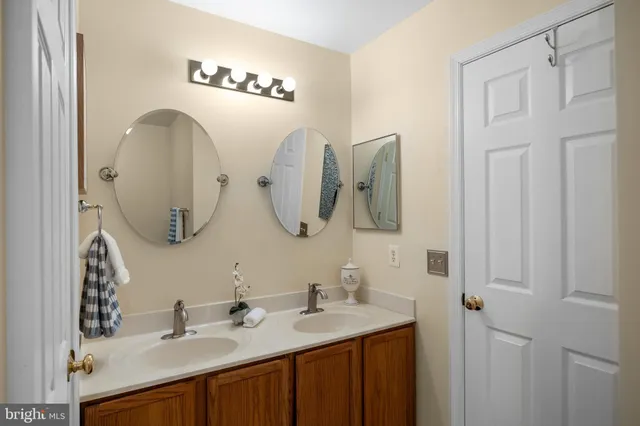 $410,000 | 216 Arcadia Shores Circle, Odenton, MD 21113