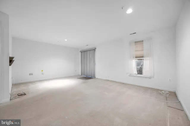 $410,000 | 216 Arcadia Shores Circle, Odenton, MD 21113