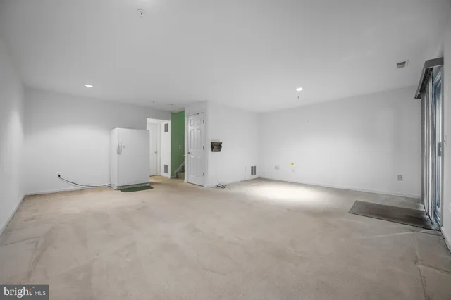 $410,000 | 216 Arcadia Shores Circle, Odenton, MD 21113