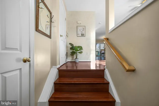 $410,000 | 216 Arcadia Shores Circle, Odenton, MD 21113