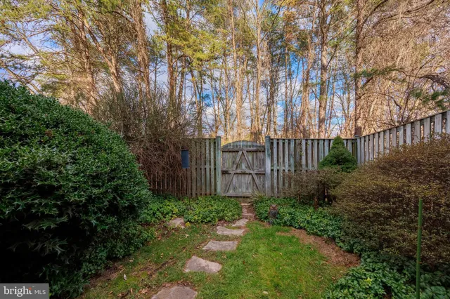 $410,000 | 216 Arcadia Shores Circle, Odenton, MD 21113