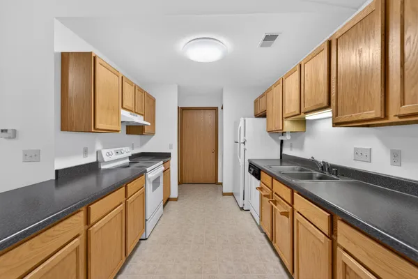 $165,000 | 24821 87th Street, Unit 3, Salem Lakes, WI 53168