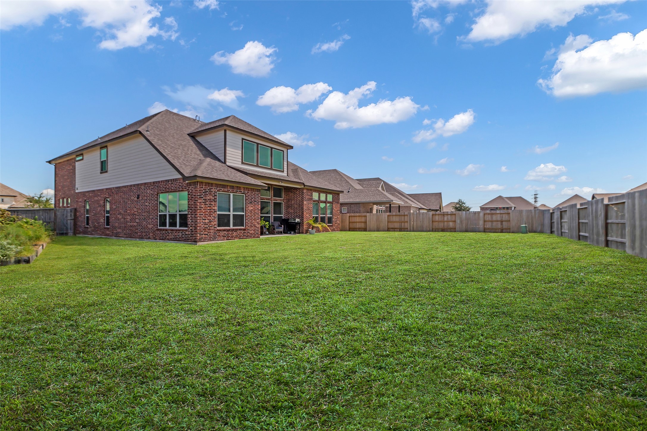 423 Round Top Street Webster, TX 77598 - Photo 40 of 49 Room to roam and run!