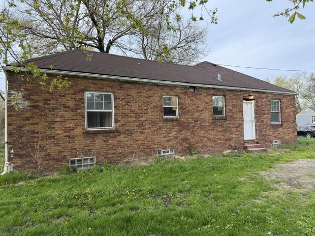 574 Ralston Street Gary, IN 46406 - Photo 3 of 15 640x480