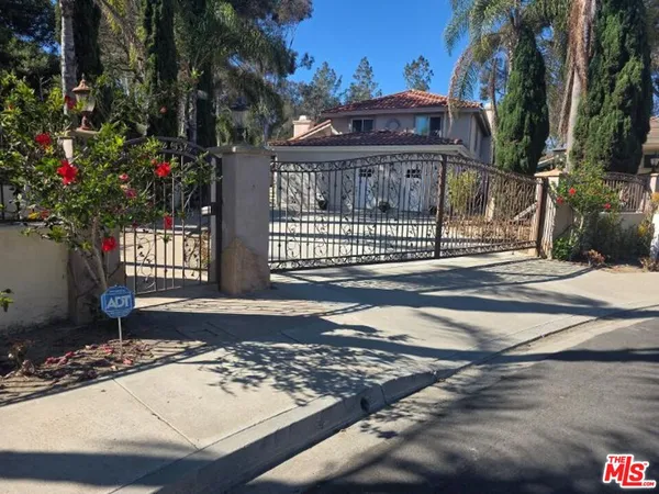 $3,495 | 4608 Whispering Woods Court, Unit 1, San Diego, CA 92130