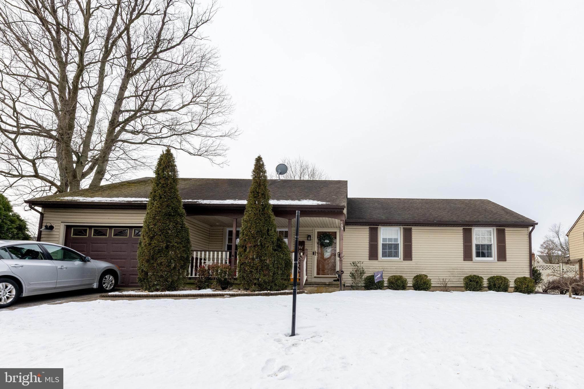 139 Coopers Kill Road Delran, NJ 08075 - Photo 2 of 30