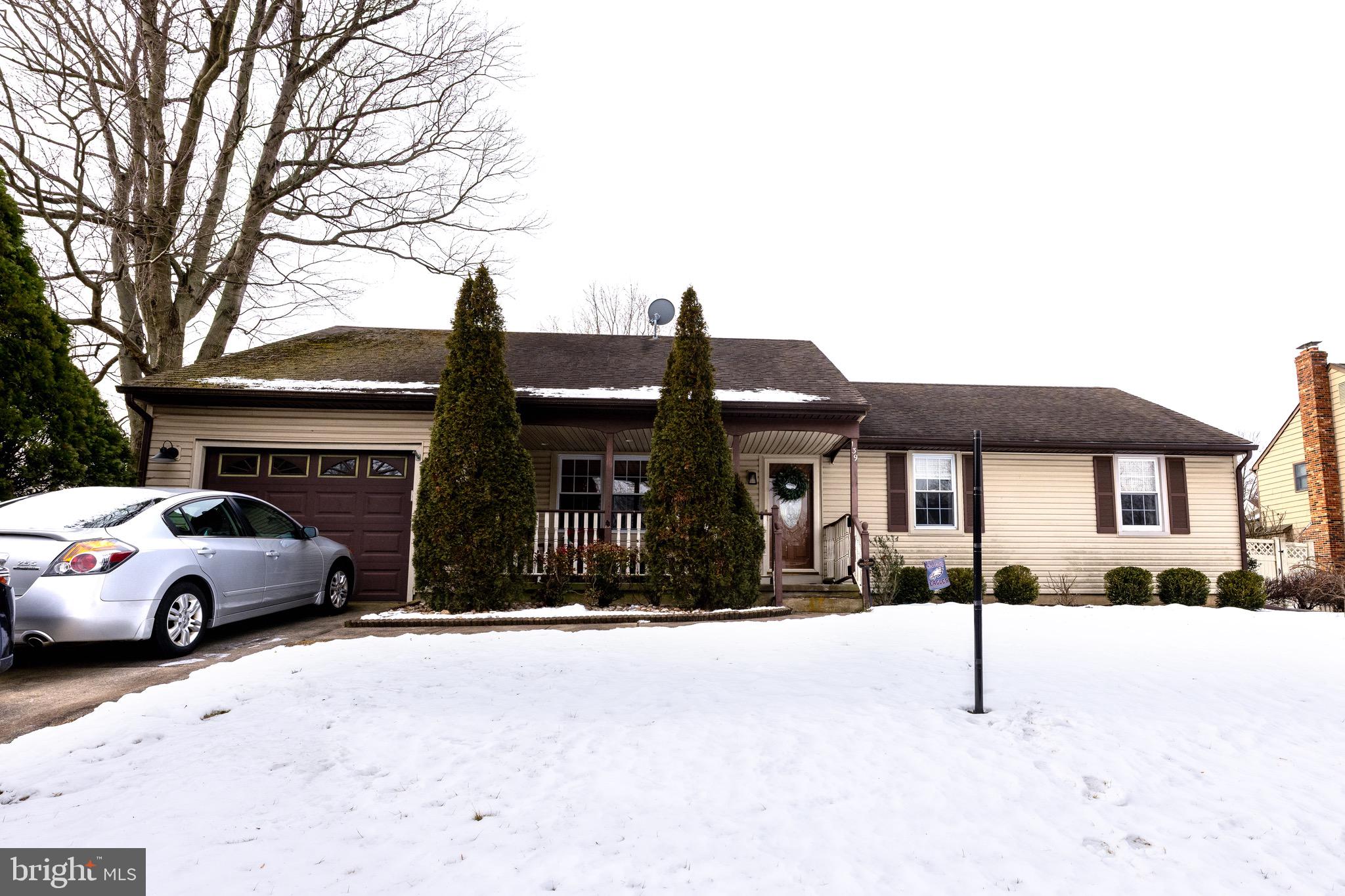 139 Coopers Kill Road Delran, NJ 08075 - Photo 3 of 30