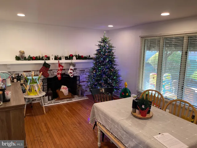 a room with musical instruments