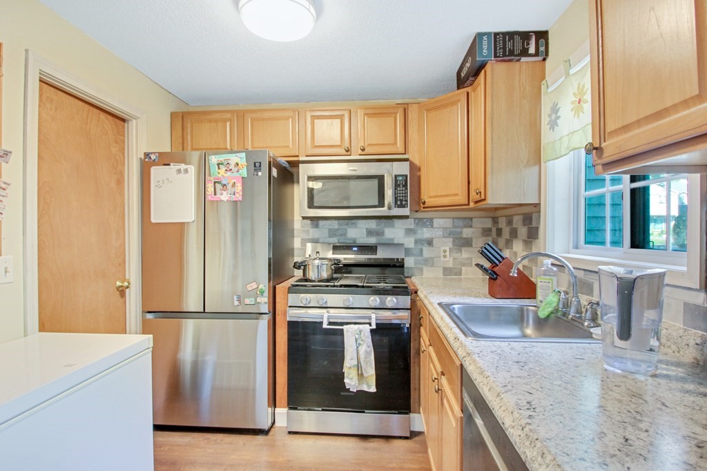 945 Riverside Drive, Unit 16D Methuen, MA 01844 - Photo 12 of 20 Gallery Image 12