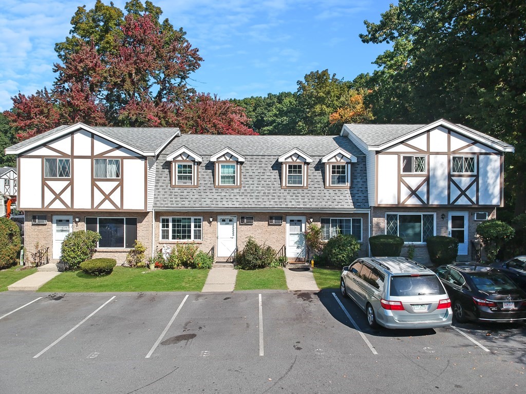 945 Riverside Drive, Unit 16D Methuen, MA 01844 - Photo 2 of 20 Gallery Image 2