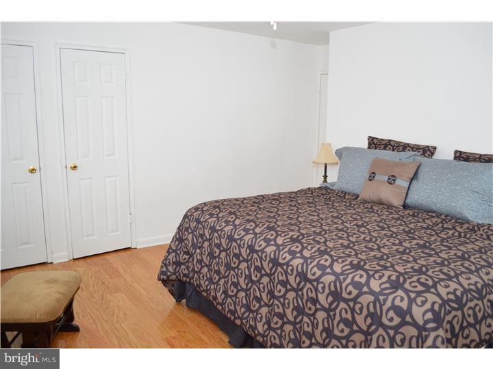 827 Hood Road Swarthmore, PA 19081 - Photo 16 of 25 Bedroom - Main