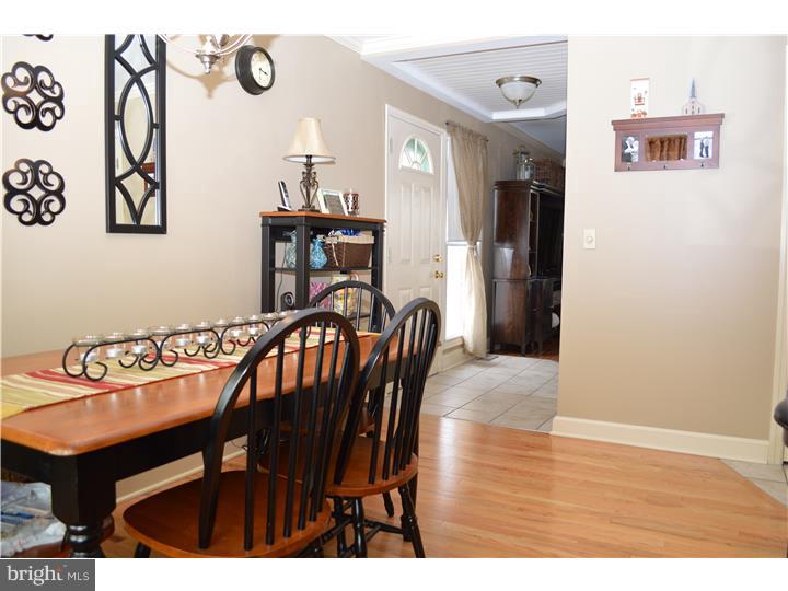 827 Hood Road Swarthmore, PA 19081 - Photo 9 of 25 Dining Room