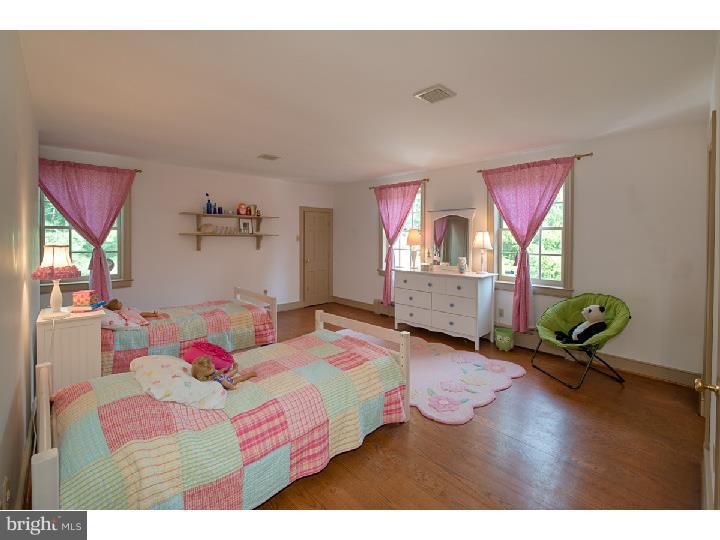 10 Pine Ridge Lane Shillington, PA 19607 - Photo 17 of 25 Gallery Image 17