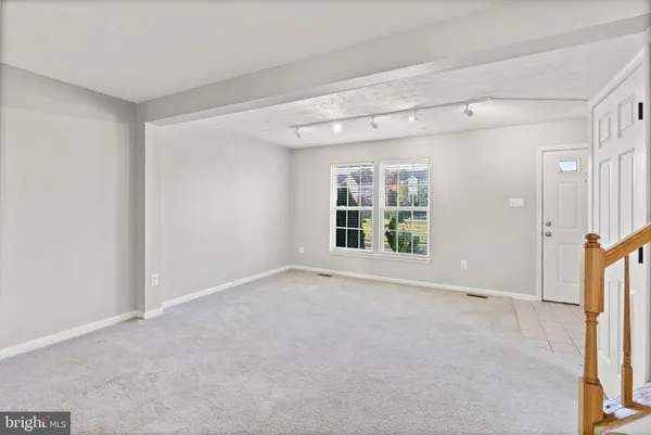 $2,800 | 5030 Finsbury Road, Rosedale, MD 21237