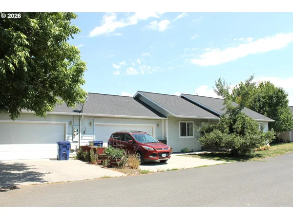 $425,000 | 3130 Elm Street, Baker City, OR 97814
