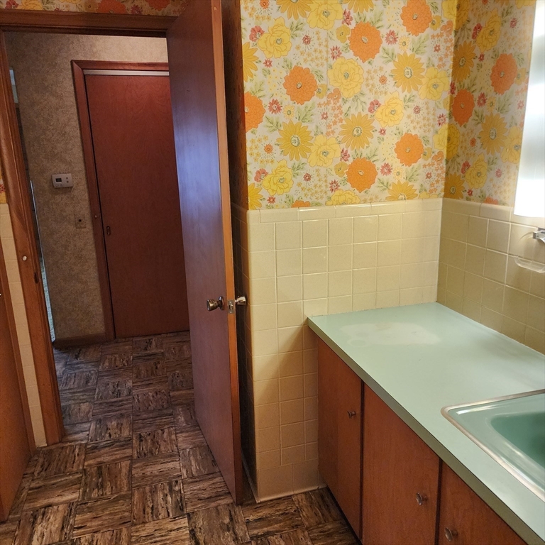 183 Lebanon Hill Road Southbridge, MA 01550 - Photo 32 of 40 a bathroom with a sink and a shower