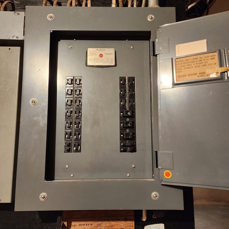 183 Lebanon Hill Road Southbridge, MA 01550 - Photo 40 of 40 an aerial view of a bathroom with a window