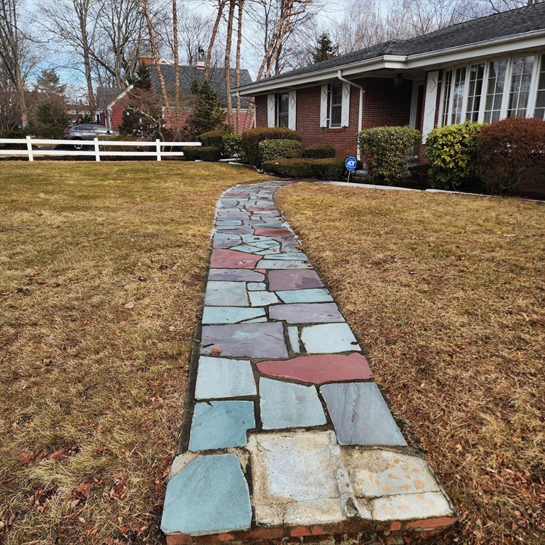 183 Lebanon Hill Road Southbridge, MA 01550 - Photo 6 of 40 a front view of a house with garden