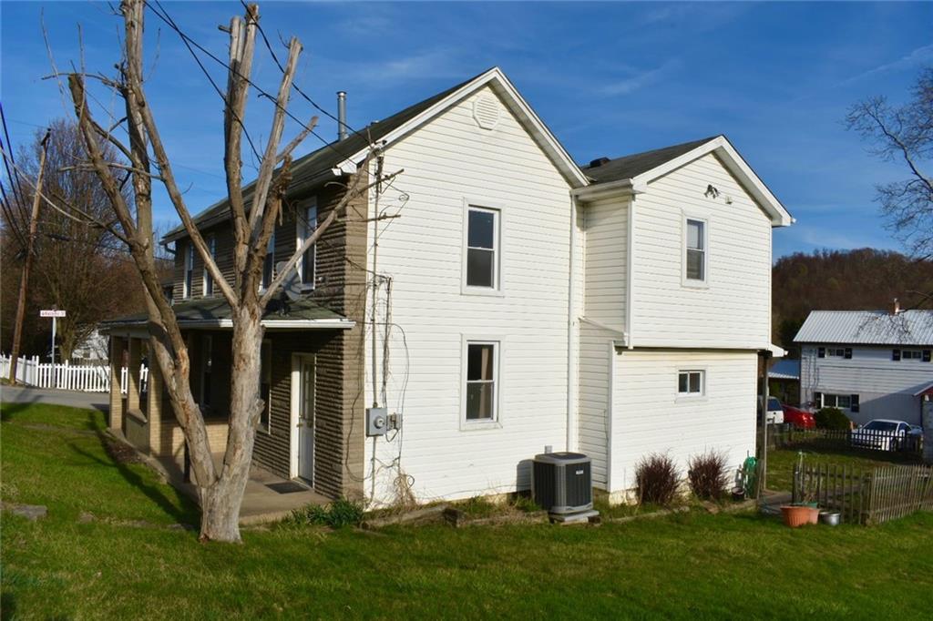 938 Venetia Road Venetia, PA 15367 - Photo 6 of 20 Gallery Image 6