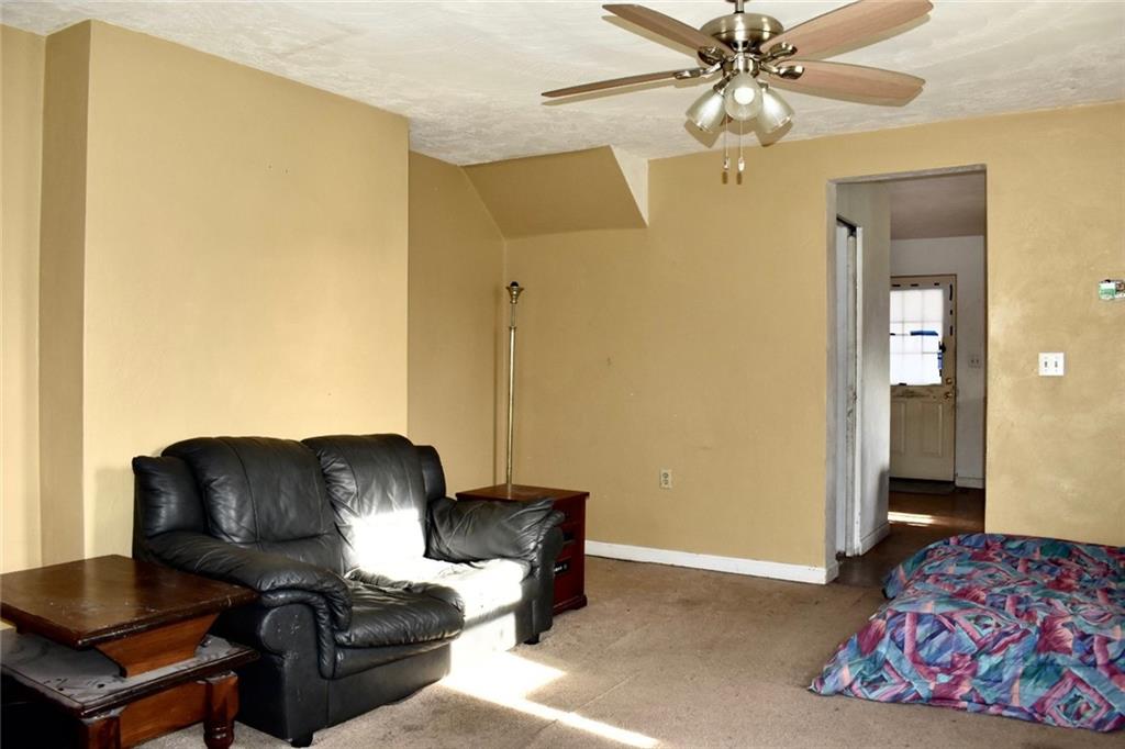 938 Venetia Road Venetia, PA 15367 - Photo 7 of 20 Gallery Image 7