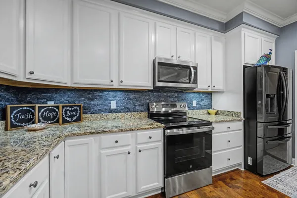 $828,997 | 584 Falcon Trail, Niceville, FL 32578