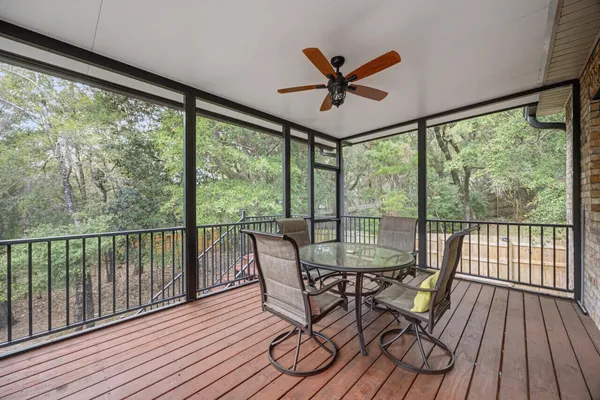 $828,997 | 584 Falcon Trail, Niceville, FL 32578