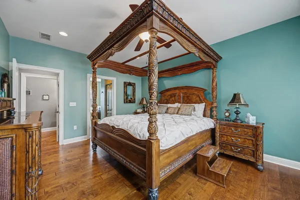 $828,997 | 584 Falcon Trail, Niceville, FL 32578