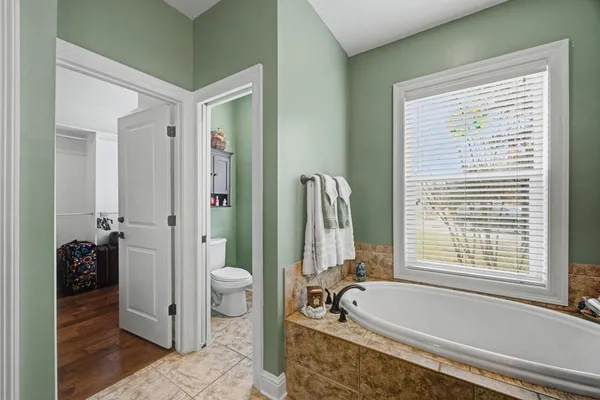 $828,997 | 584 Falcon Trail, Niceville, FL 32578