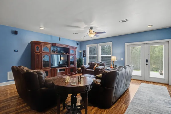 $828,997 | 584 Falcon Trail, Niceville, FL 32578