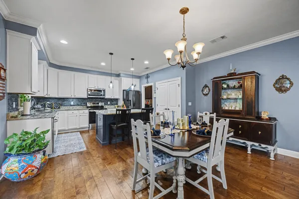 $828,997 | 584 Falcon Trail, Niceville, FL 32578