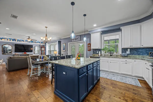 $828,997 | 584 Falcon Trail, Niceville, FL 32578