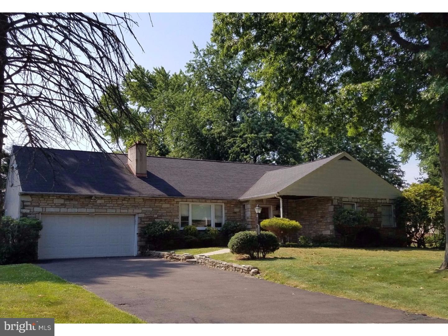 1327 Rosebud Road Southampton, PA 18966 - Photo 1 of 15 Gallery Image 1