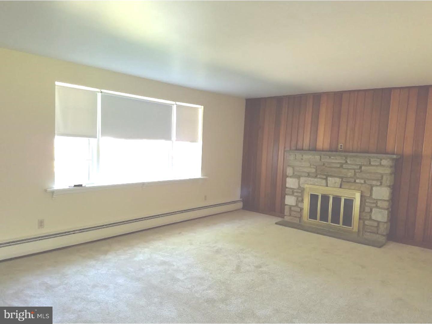 1327 Rosebud Road Southampton, PA 18966 - Photo 2 of 15 Gallery Image 2